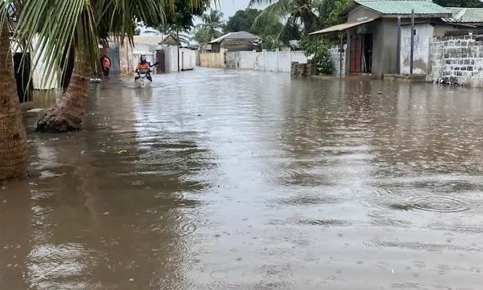 Intense rainfall and strong winds trigger flooding in Dzelukope and Keta