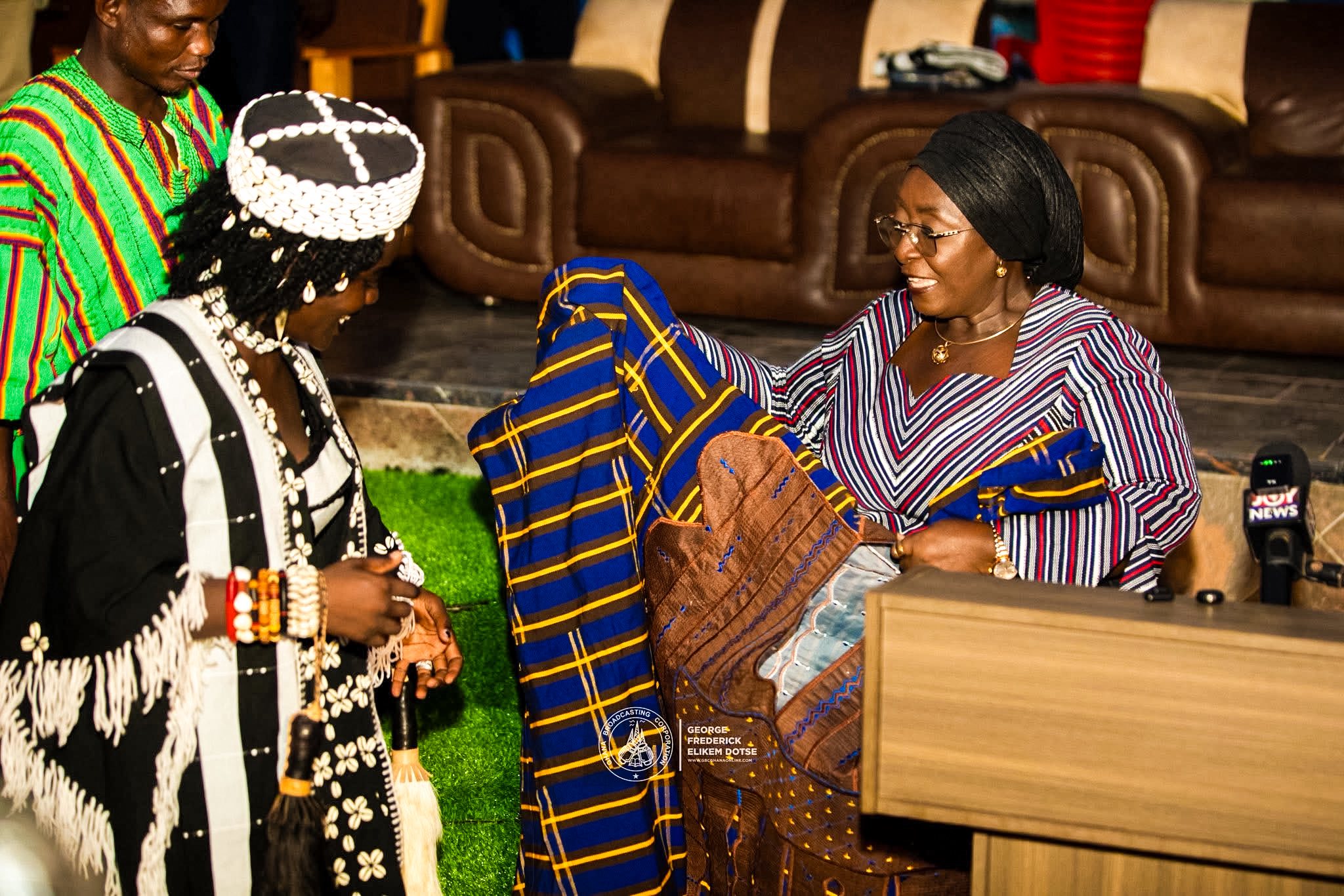 Wiyaala named Global Fugu Ambassador of Ghana under the leadership of Hon. Abla Dzifa Gomashie
