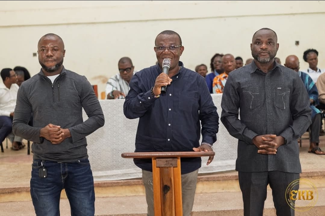 Ho West MP Emmanuel Kwasi Bedzrah Donates GH¢300,000 to Abutia SHTS for Infrastructure Development