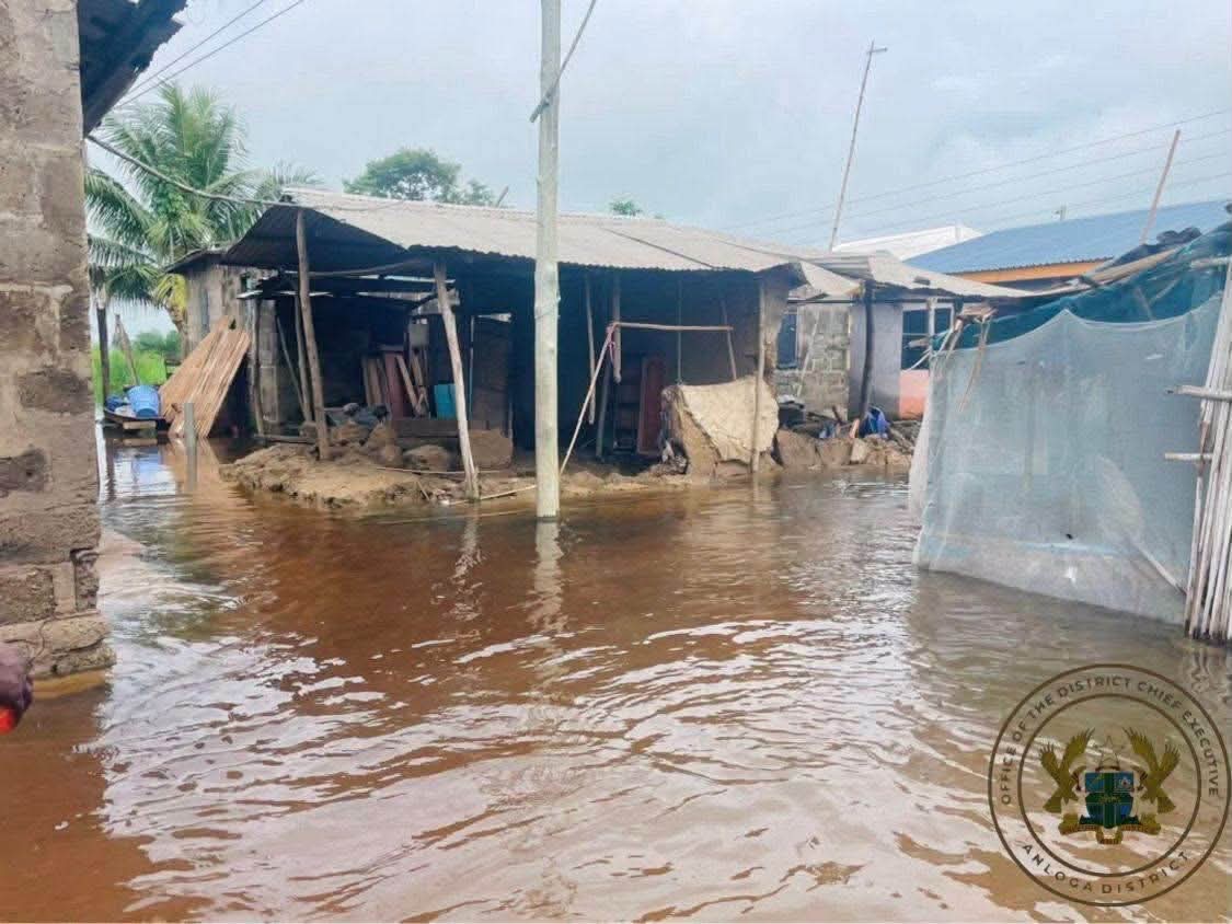 Anloga DCE, Regional Minister Assesses Flood Situation in Agorbledokui, Sakome and Fiaxor