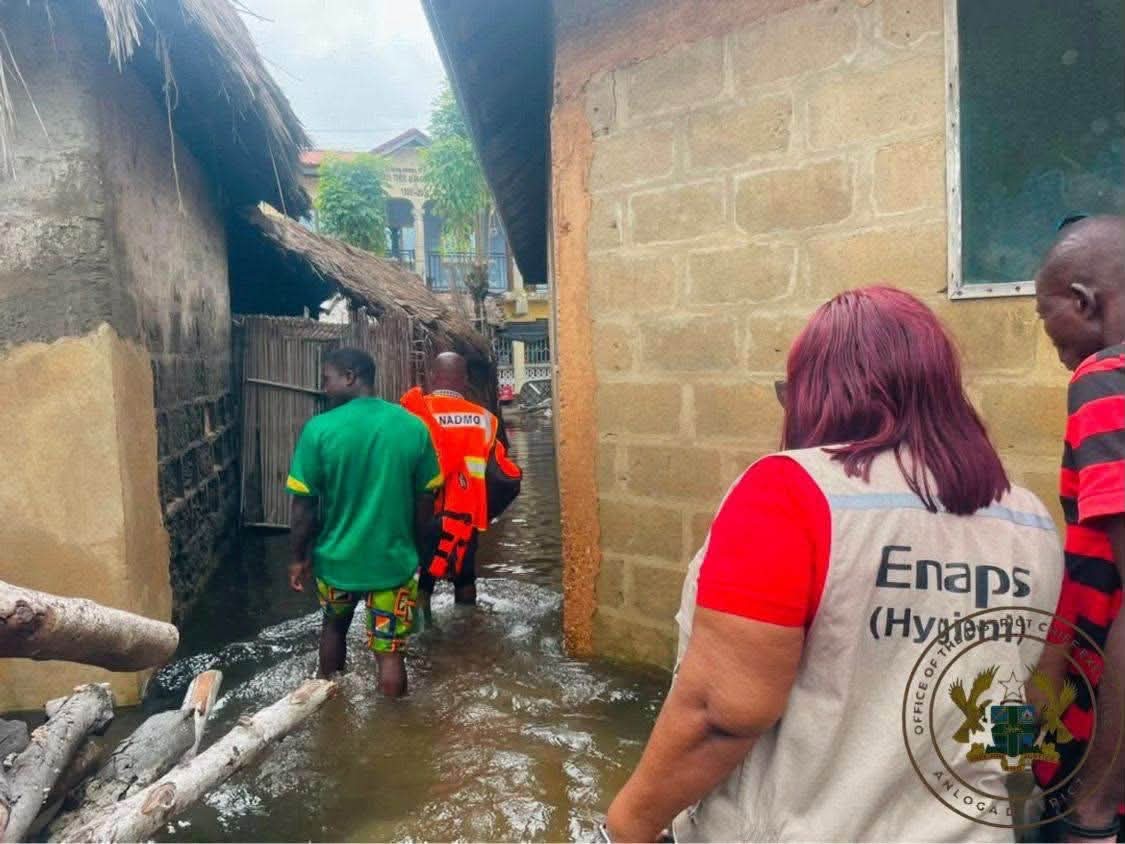 Anloga DCE, Regional Minister Assesses Flood Situation in Agorbledokui, Sakome and Fiaxor