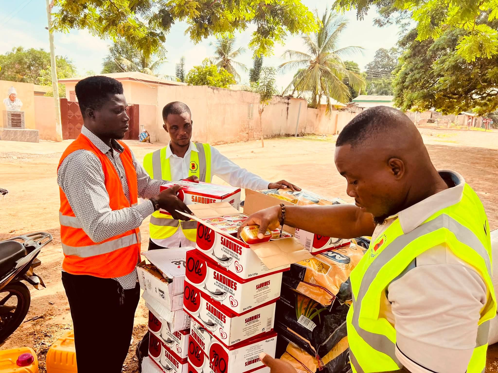 Torgbui Tenuvi II Extends Flood Relief to 275 Residents in Agbozume