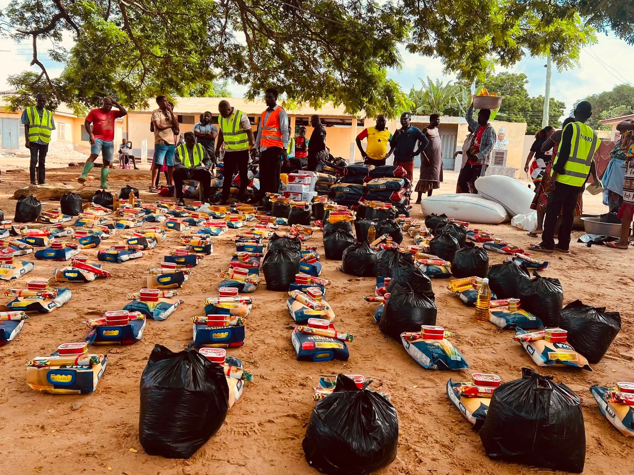 Torgbui Tenuvi II Extends Flood Relief to 275 Residents in Agbozume