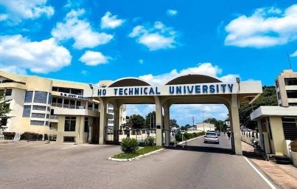 HTU SRC reportedly seizes WatsUp TV vehicles over Medikal’s failure to grace SRC week’s Artist Night