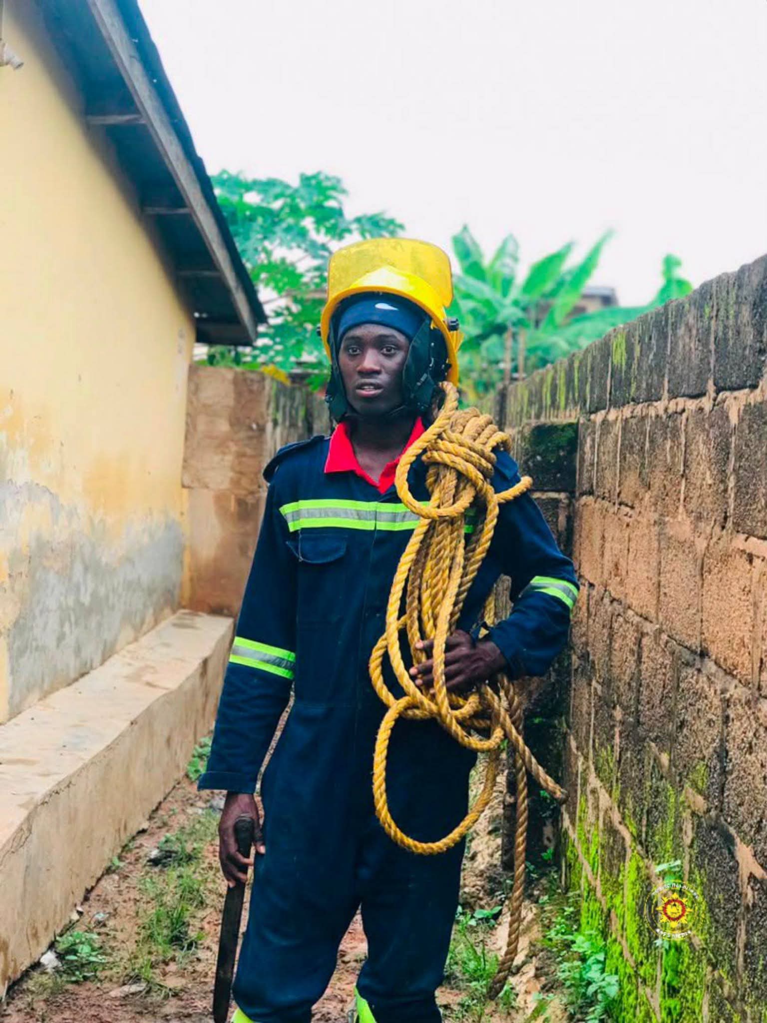 Tragedy Strikes Kpando-Gabi: GNFS Recovers Body of Man from Flooded Drainage Channel