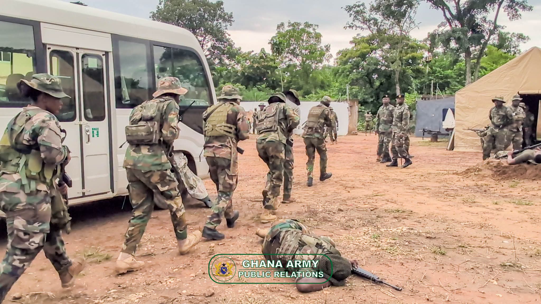 Senior Ghanaian Army Officers Boost Troop Morale During Working Visit to EX STARLIGHT STRETCH II