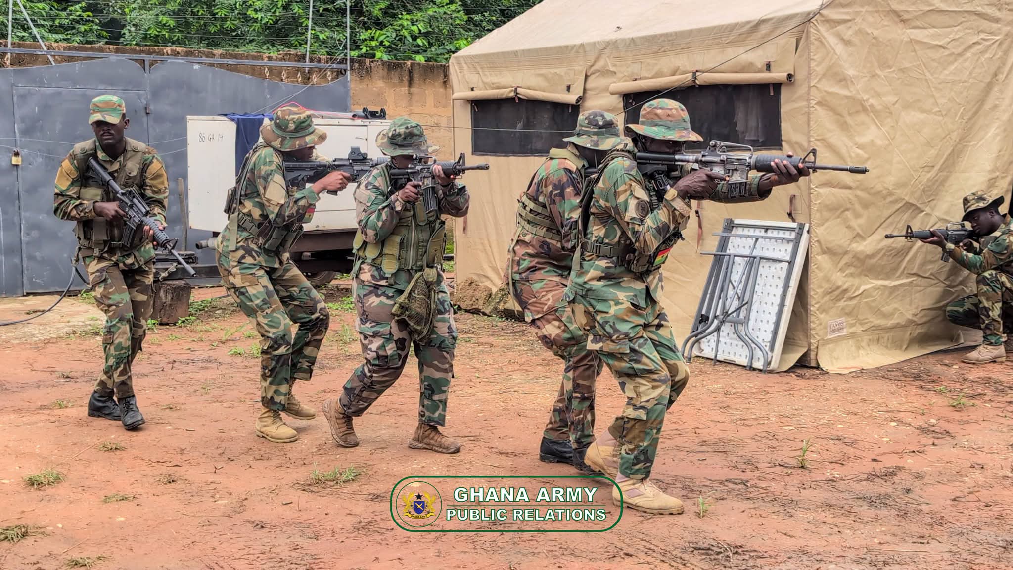 Senior Ghanaian Army Officers Boost Troop Morale During Working Visit to EX STARLIGHT STRETCH II