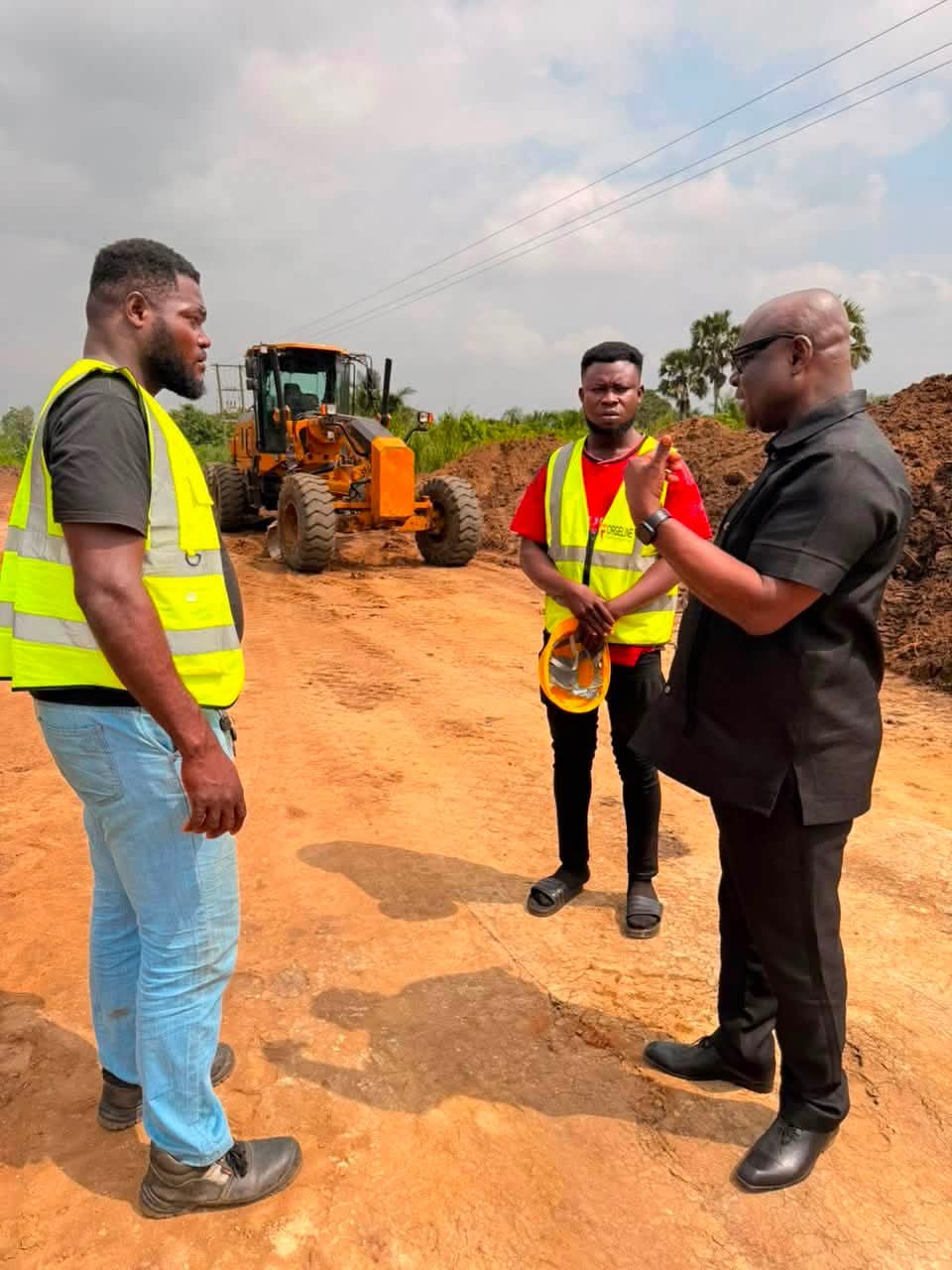 Hon. Hottordze Inspects Key Road Works on Mafi-Kumase to Dabala-Junction Stretch