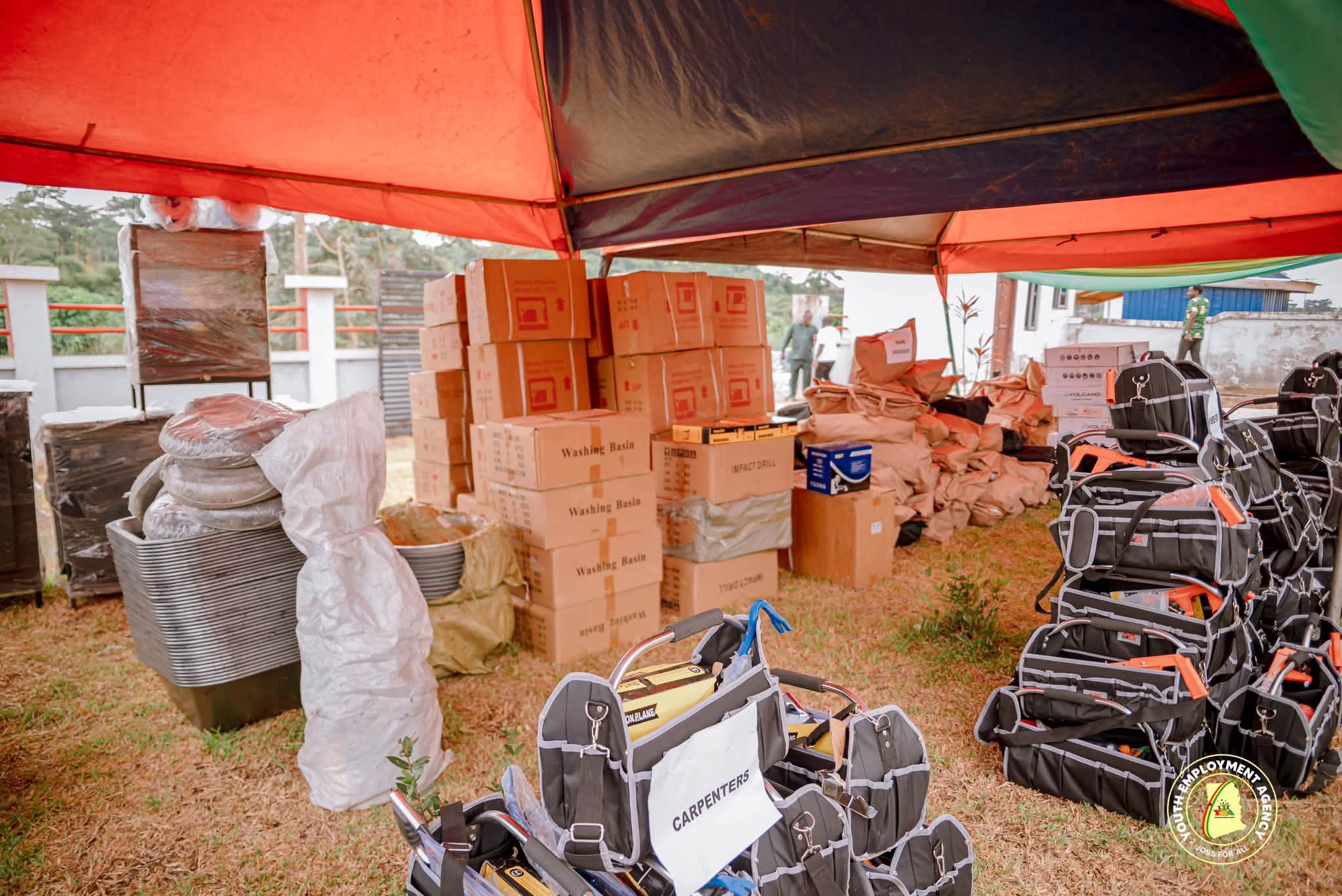 YEA Boss Empowers Youths With Skills Training Tools in Western North Region