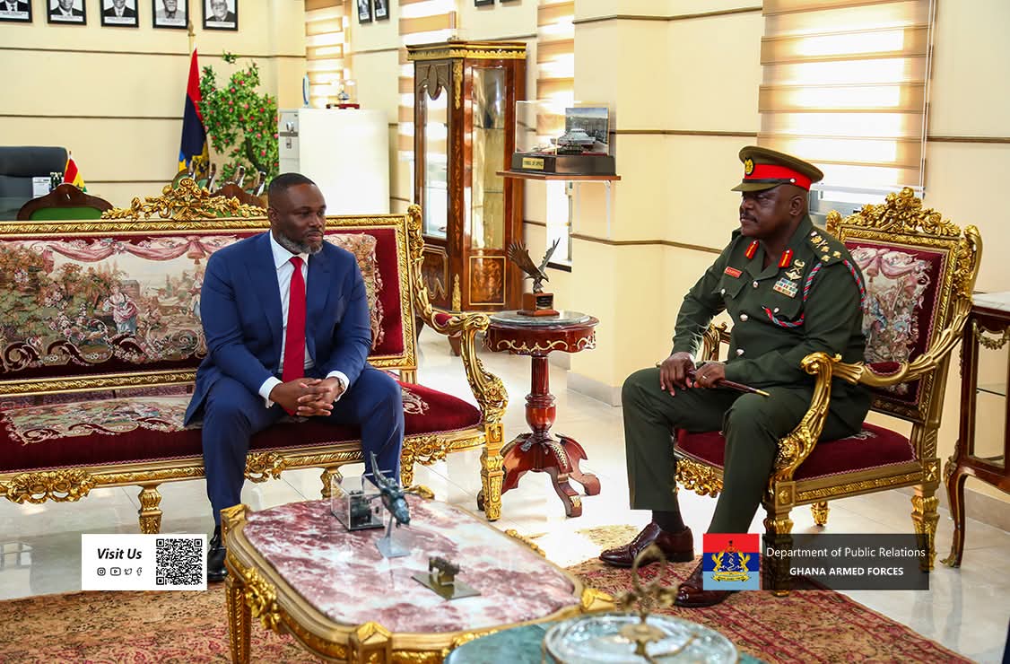 Newly Appointed Defence Minister Assumes Office, Receives Full Backing from Armed Forces