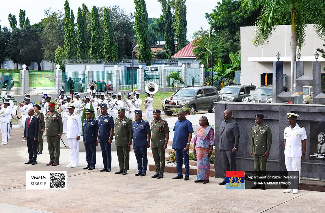 Newly Appointed Defence Minister Assumes Office, Receives Full Backing from Armed Forces