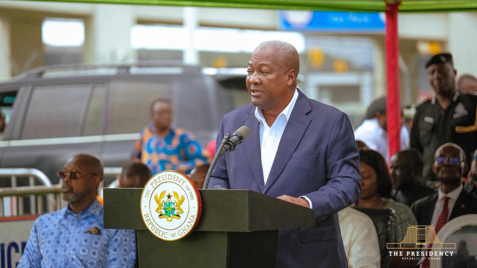 Accra Airport Expansion : President Mahama Cut Sod For Seven-Storey Car Park and Commercial Complex