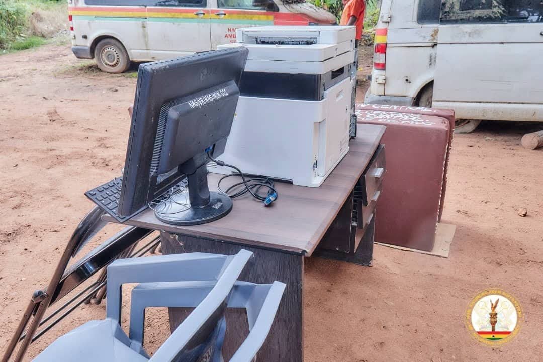 Ho Central MP Donates Vital Equipment to Municipal Ambulance Service