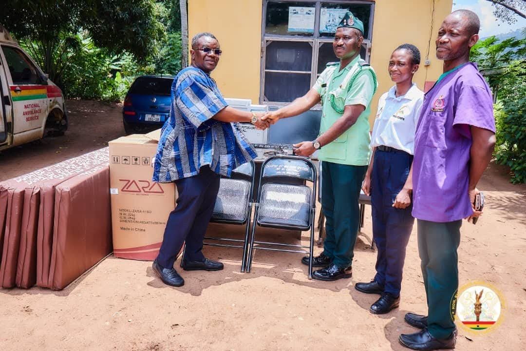 Ho Central MP Donates Vital Equipment to Municipal Ambulance Service