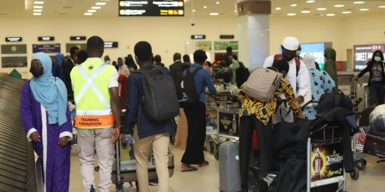 Stranded Ghanaians in South Africa Urge Government to Resume Evacuation Flight