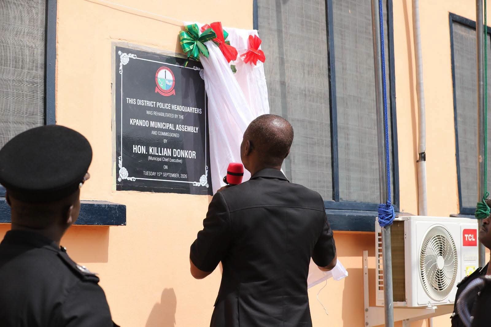Kpando MCE Praised by Police for Renovating District Headquarters