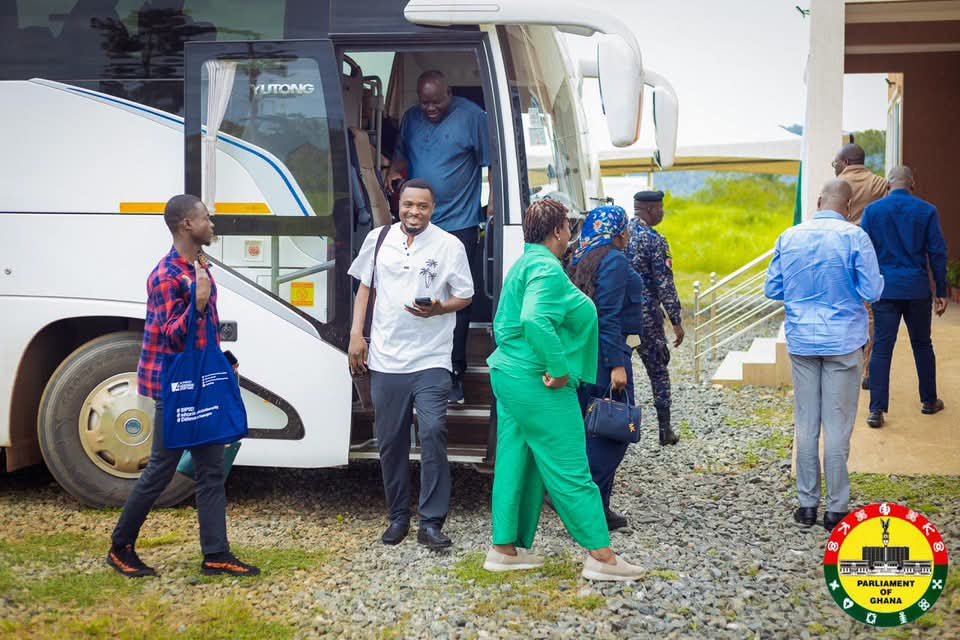 Parliamentary Sanitation Committee Inspects Ho Integrated Recycling Plant