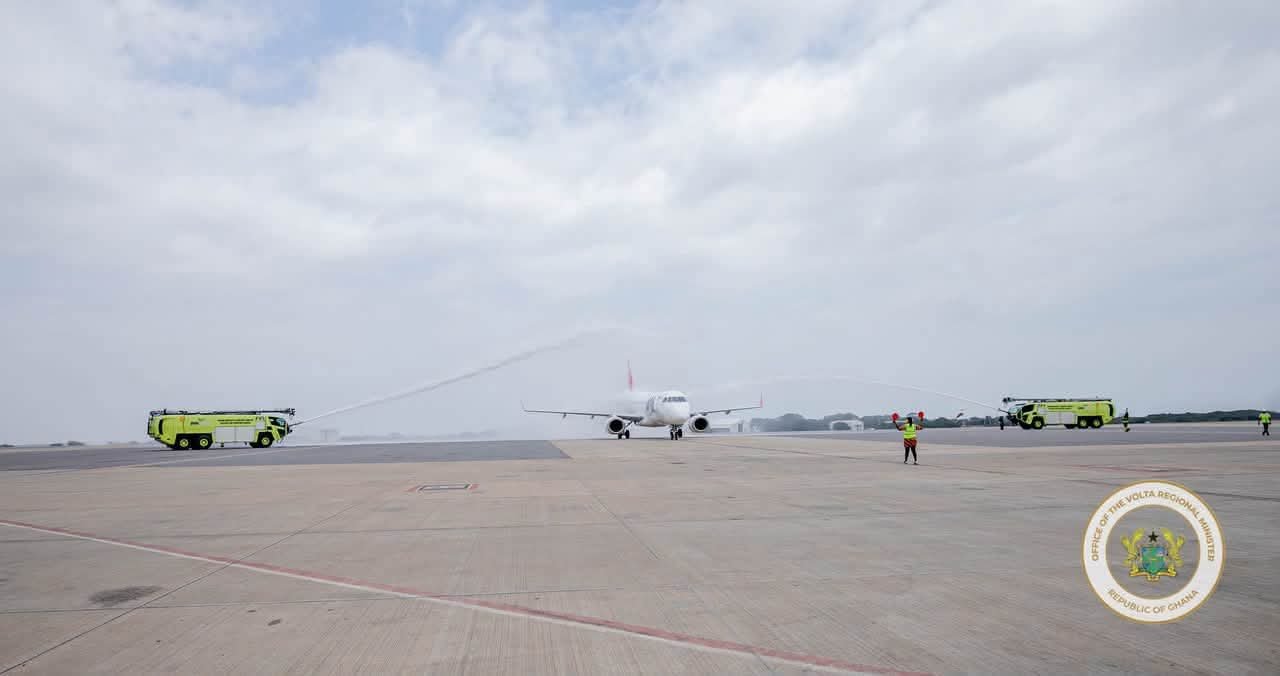 Ghana Expands Aviation Capacity as Africa World Airlines Welcomes New Embraer E190 Aircraft