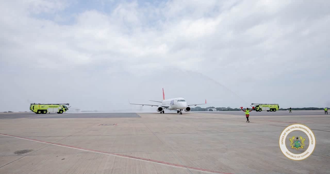 Ghana Expands Aviation Capacity as Africa World Airlines Welcomes New Embraer E190 Aircraft