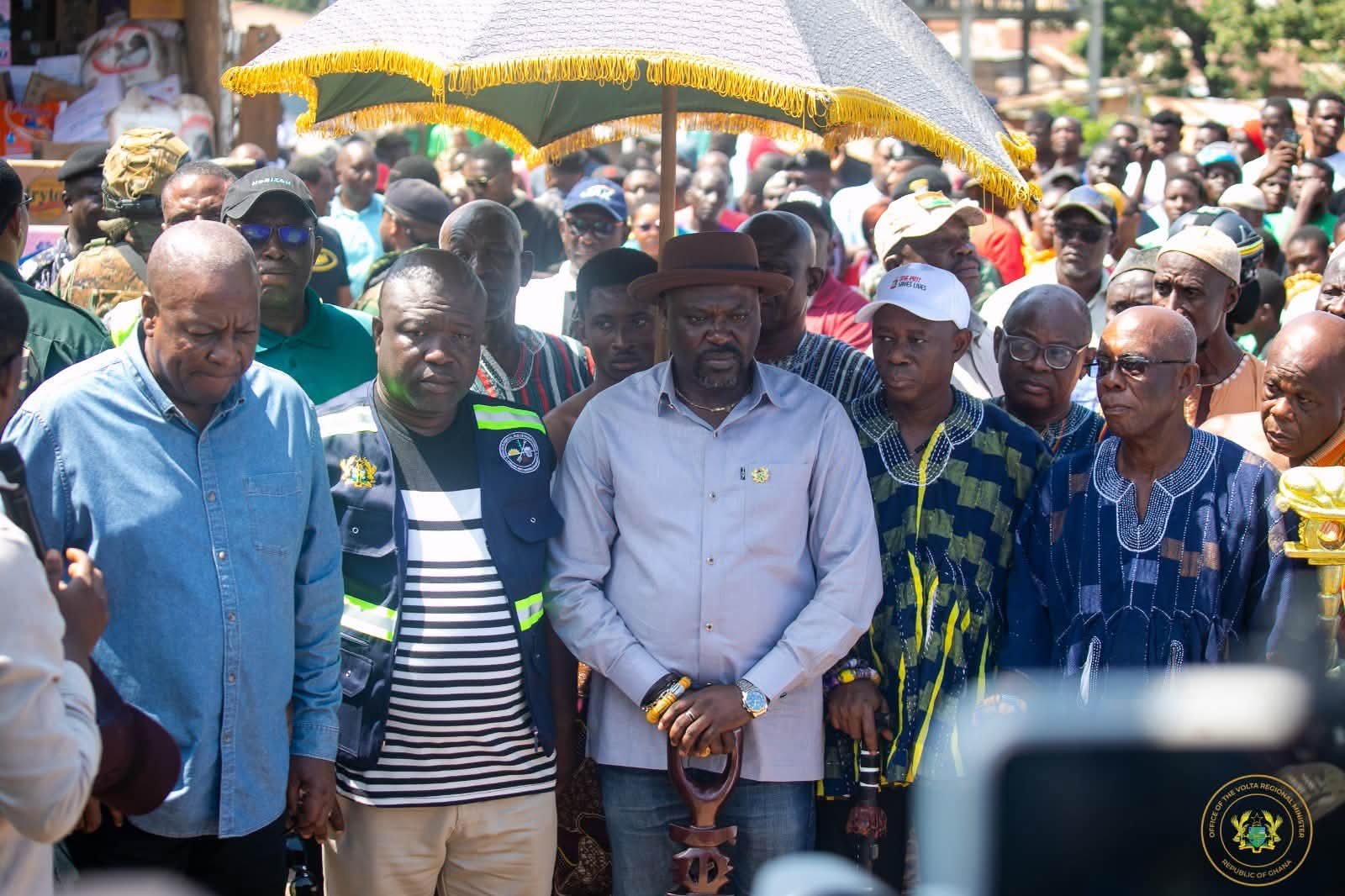 Mahama Visits Flood-Ravaged Hohoe: Donates Relief Items and Pledges Rebuilding Support