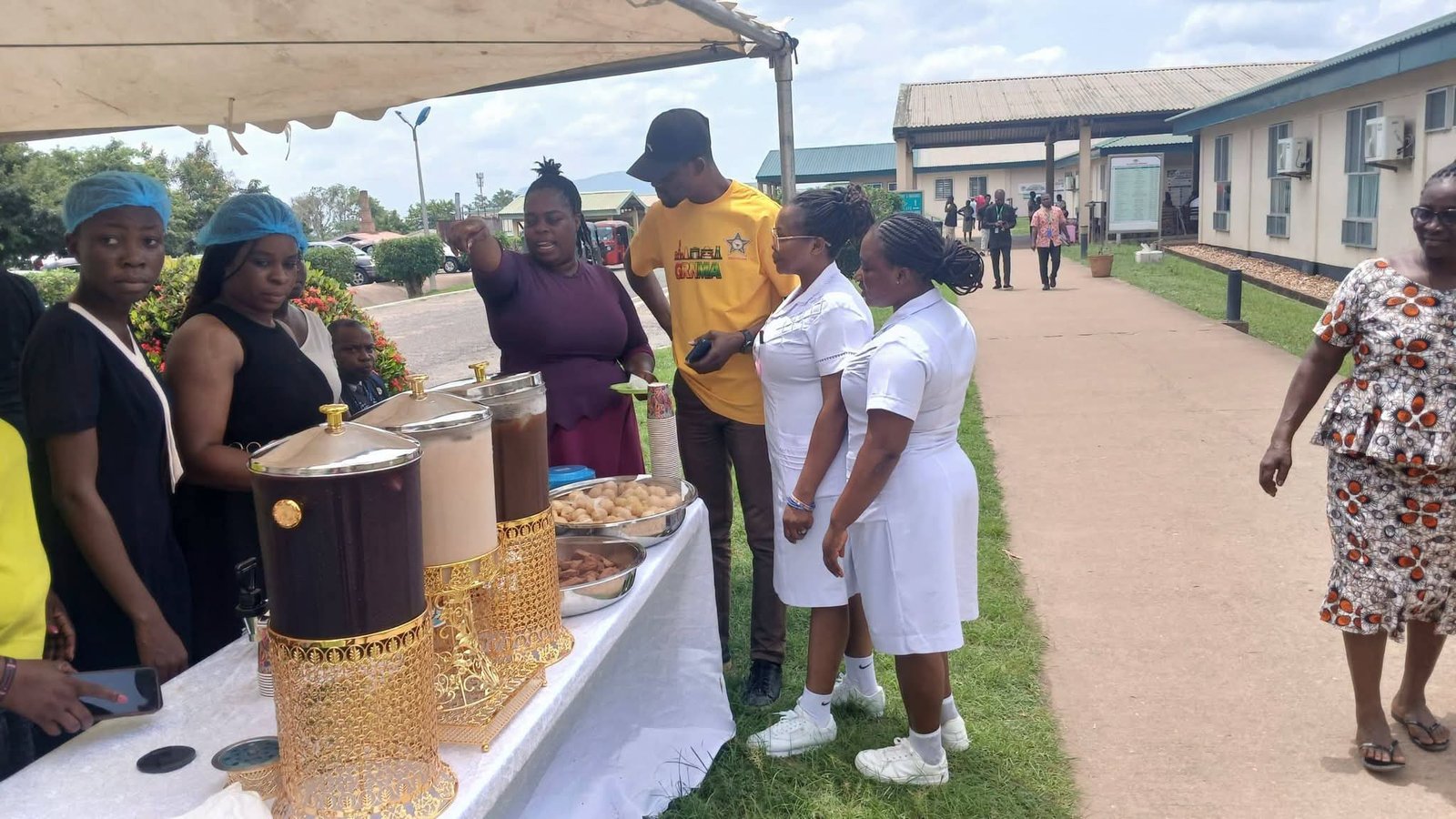 Ho Teaching Hospital Delights Clients and Staff with Innovative "Local Bar" Experience