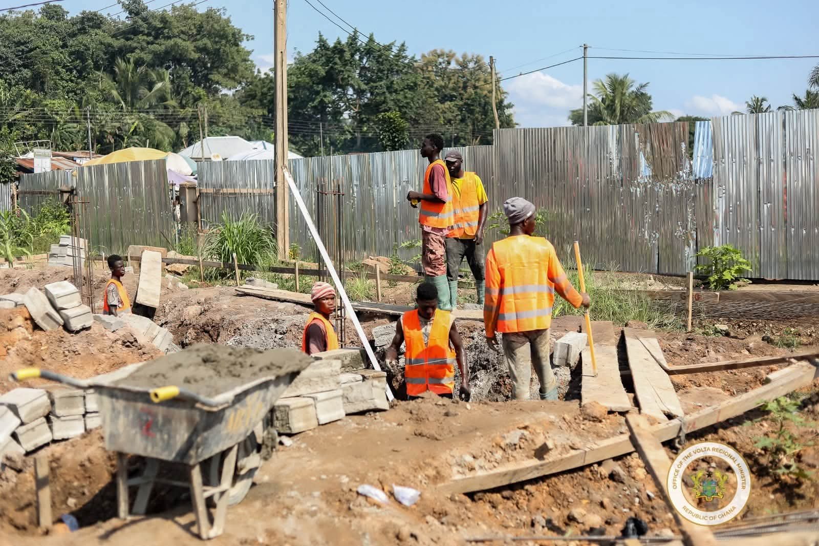 Hon. Thomas Worlanyo Tsekpo Tours James Gunu to Inspect 24-Hour Economy Market Project in Hohoe