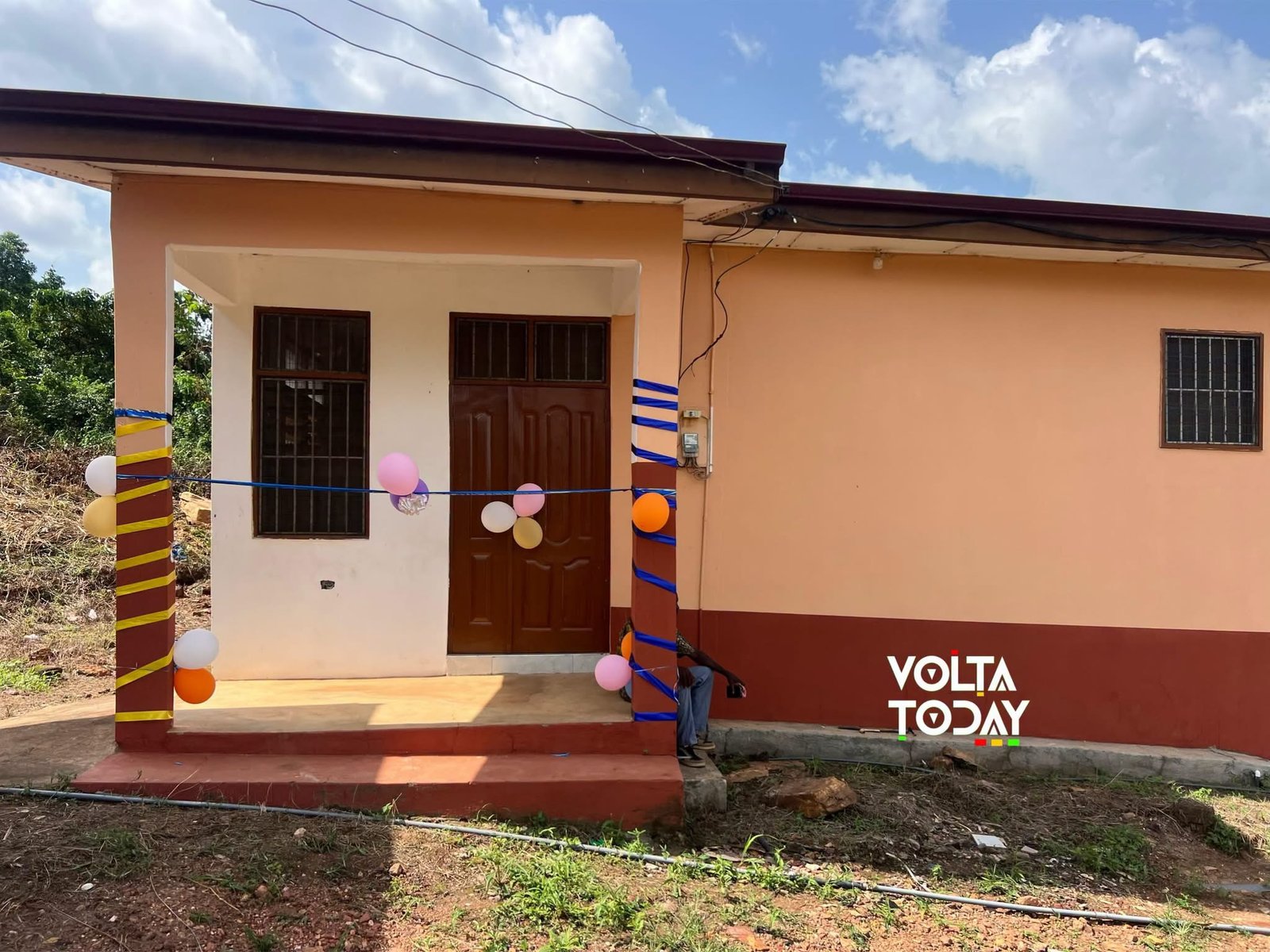 Hon. Bedzrah and Ho West DCE Commission and Hand Over CHPS Compound with Furnished Nurses’ Accommodation at Tsyome